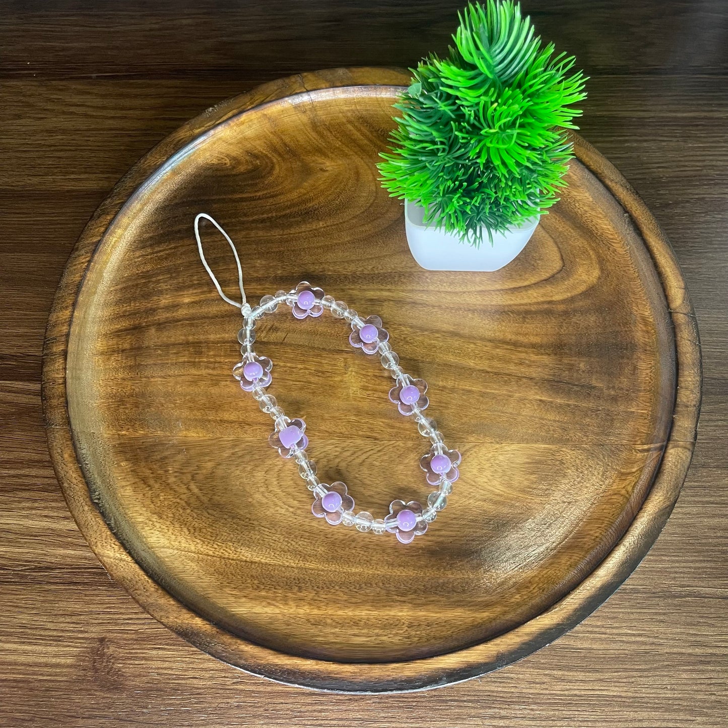 Gadgetshor Elegant Beaded Mobile Phone Charms