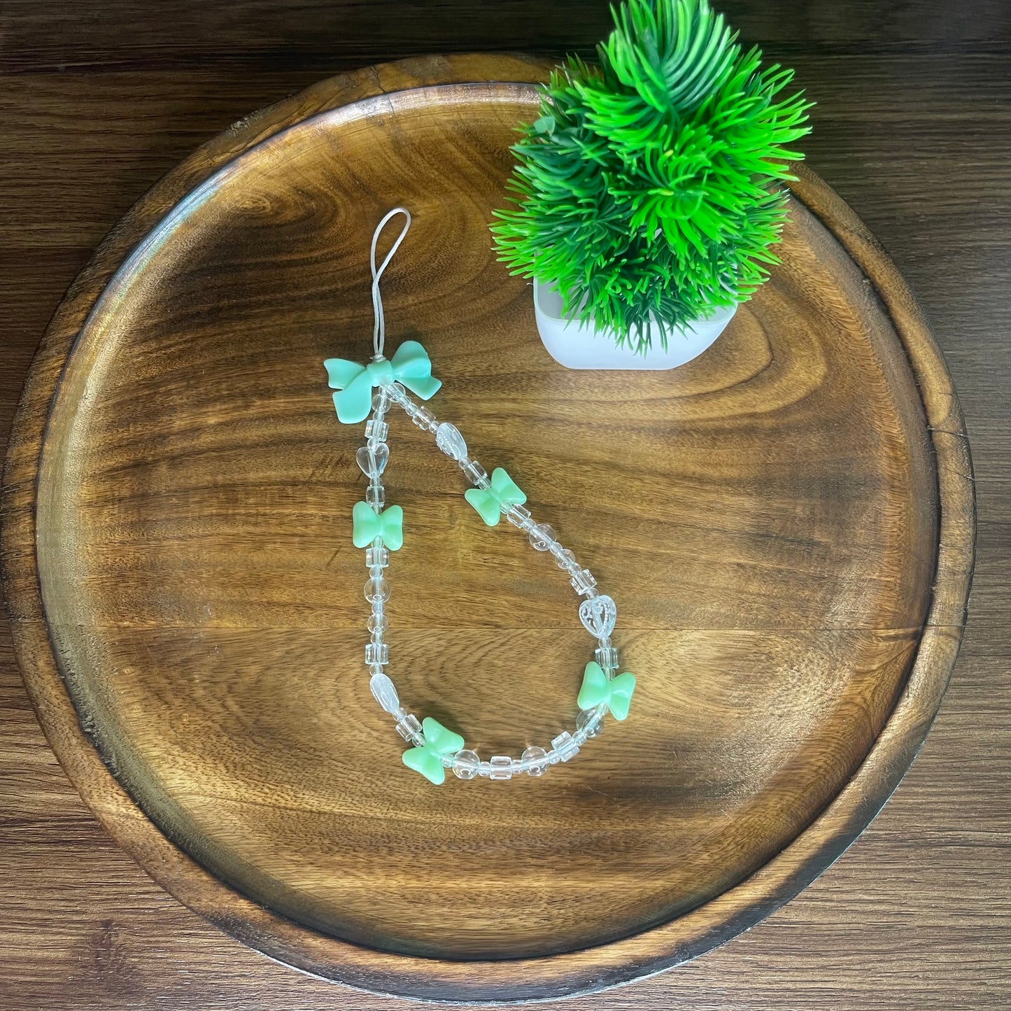 Gadgetshor Elegant Beaded Mobile Phone Charms