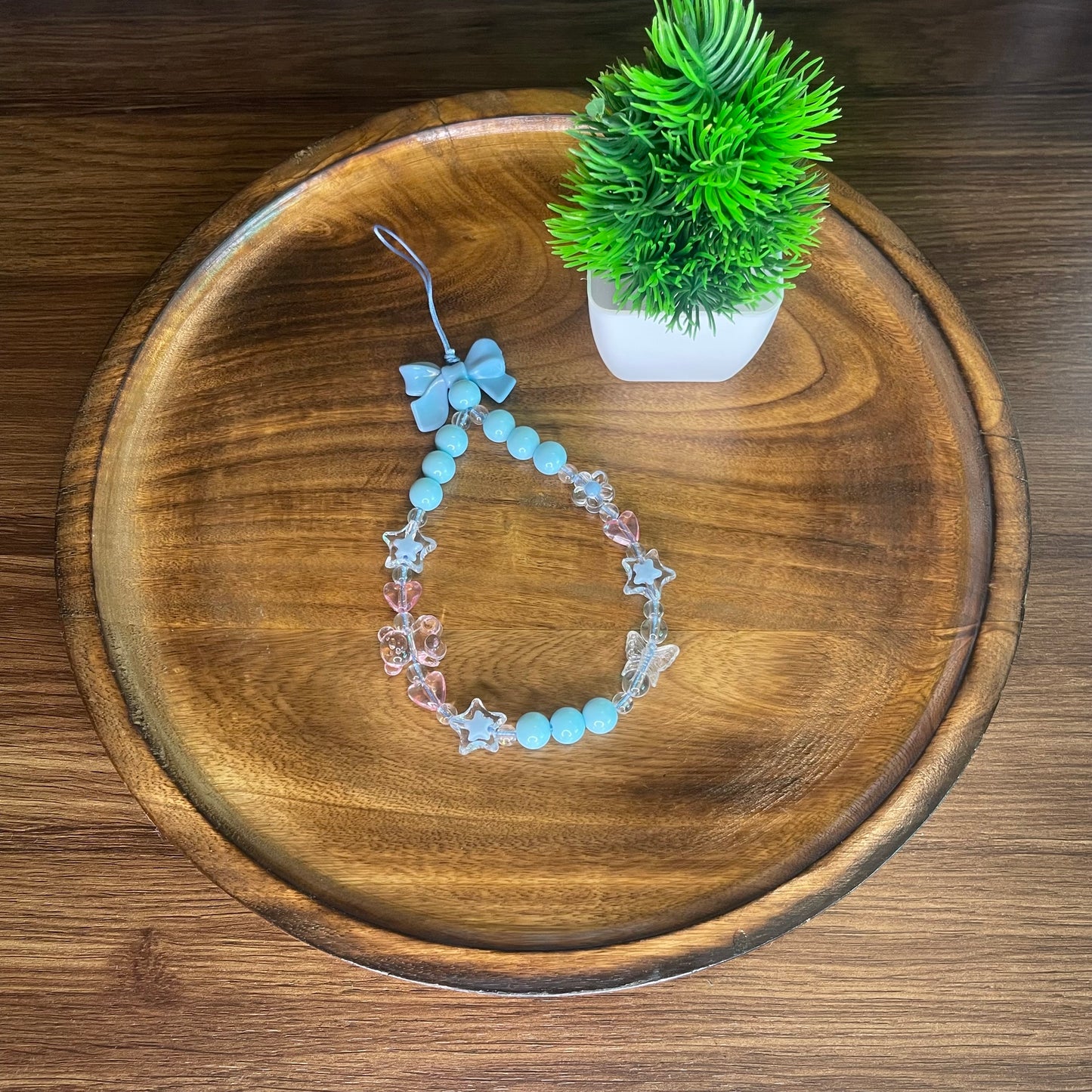 Gadgetshor Elegant Beaded Mobile Phone Charms
